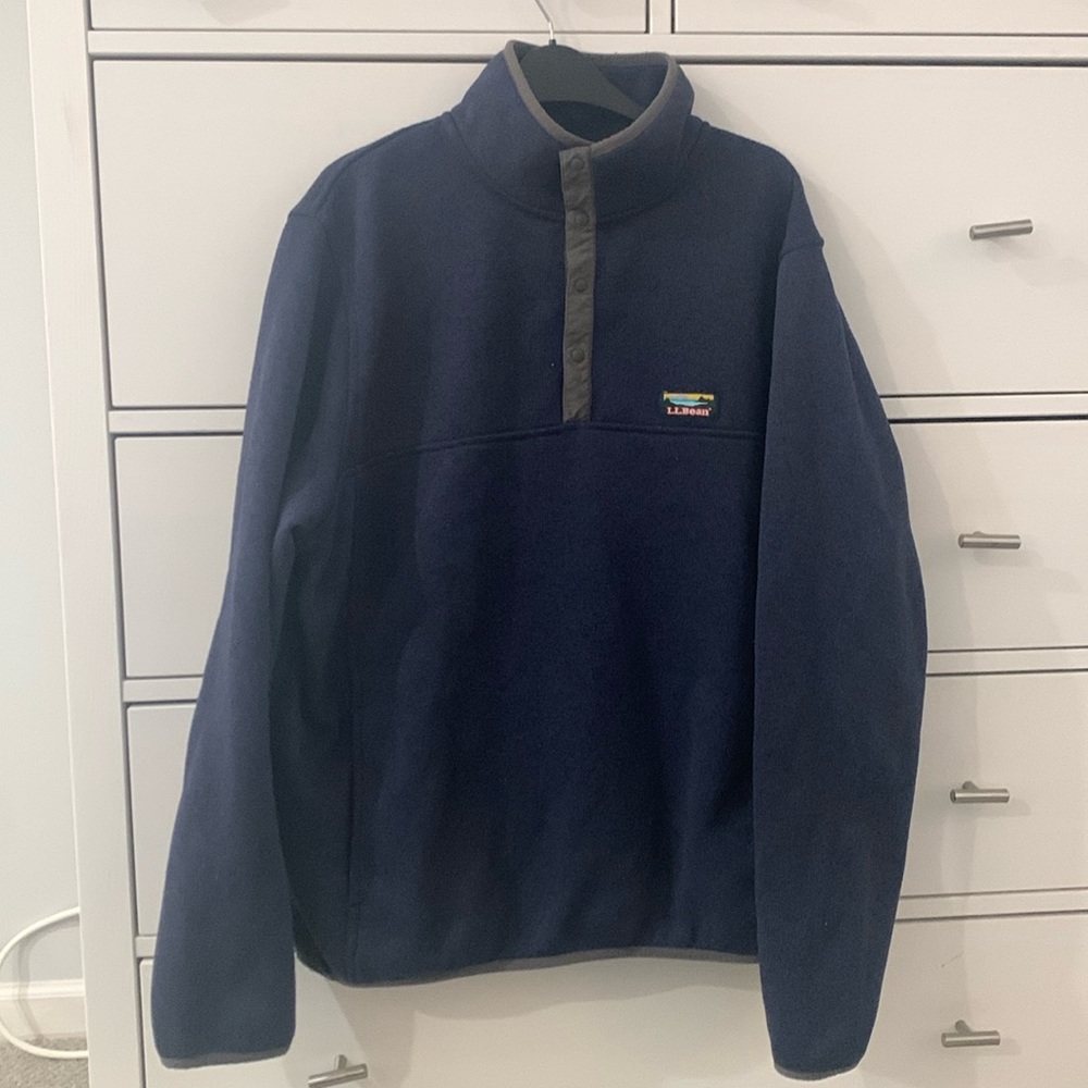 Men’s LL Bean Navy Sweater Fleece